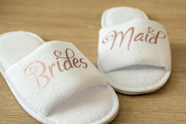 embroidered spa slippers