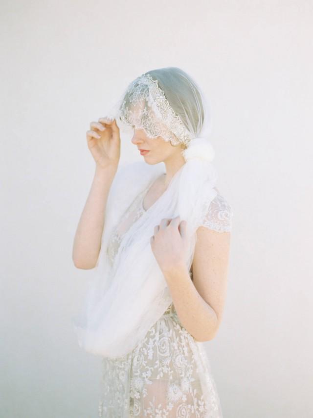 Bohemian French Chantilly Lace Ivory Bridal Veil With Crystals Chapel