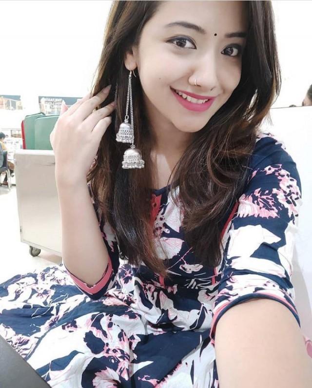 ahmedabad-escorts-service-call-girls-ser