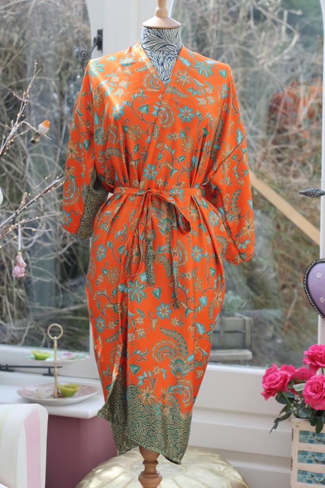 Maxi robe Boho kimono silk kimono robe Gift for Her. Bridal long robe Kimono Long dressing gown Vintage silk kimono