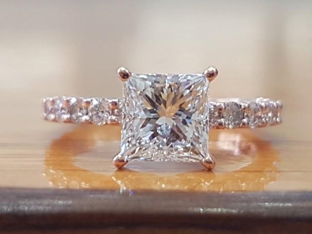 2.50 Carat Diamond Engagement Ring 