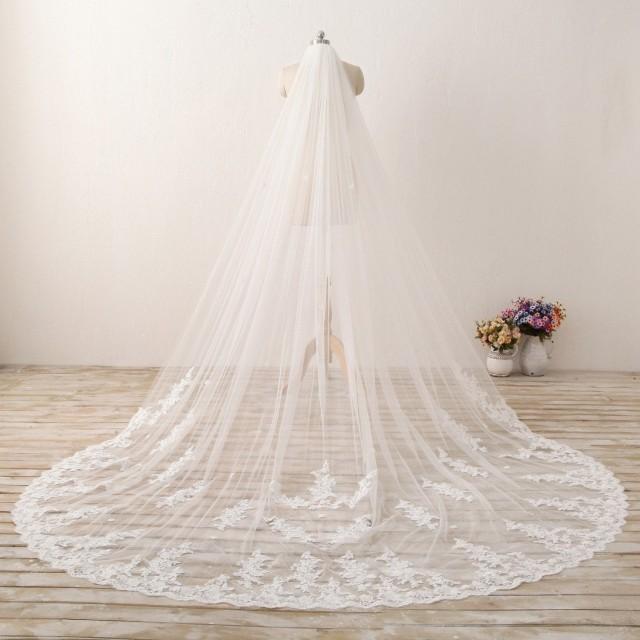 Vintage 137 Inches Cathedral Length Lace Wedding Veil Ivory Lace Bridal