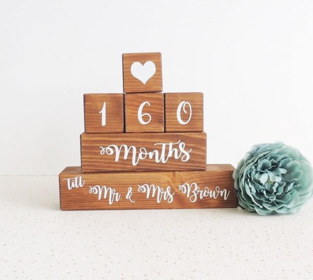 wedding-countdown-personalised-gift-wooden-countdown-engagement-gift-bride-to-be-days-till