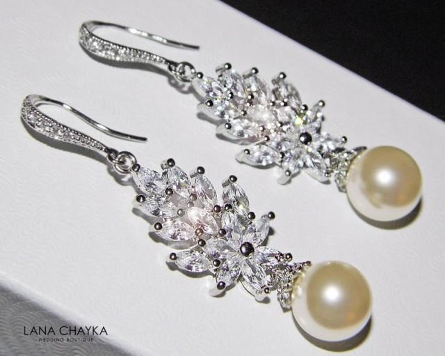 Bridal Pearl Chandelier Earrings, Cluster Crystal Wedding Earrings, Swarovski Ivory Pearl Silver
