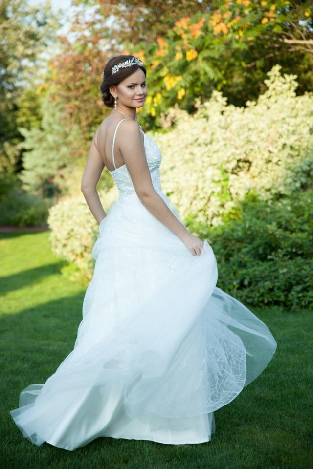 egyptian goddess wedding dress