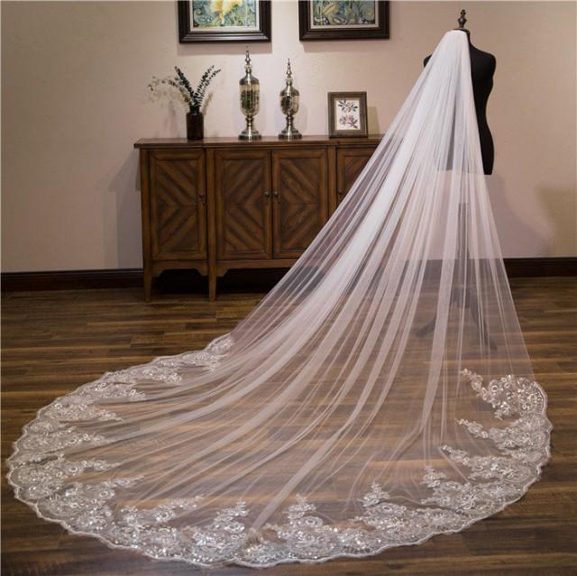 1 Tier Bridal Glitter Sequins Floral Lace Trim Wedding Veil Cathedral Length Bridal Veil 10 Feet