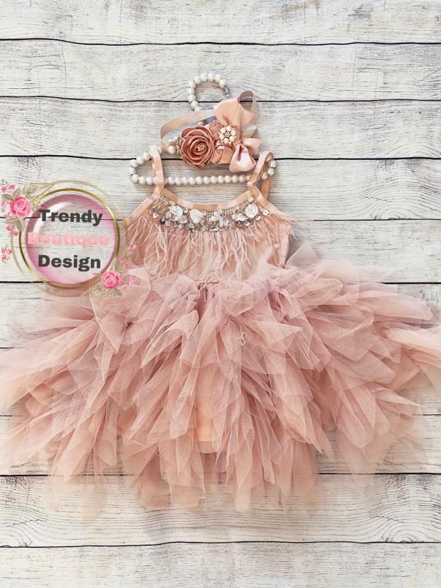 Feathers top,Baby  toddler dress,tulle and feathers Dusty pink blush .flower girl dress Trouwen Kleding Jurken Jurken bloemenmeisje girl wedding dress 