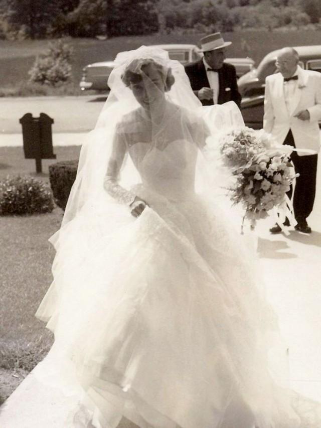 Vintage Wedding - Chic Vintage 1950s Bride #2013819 - Weddbook