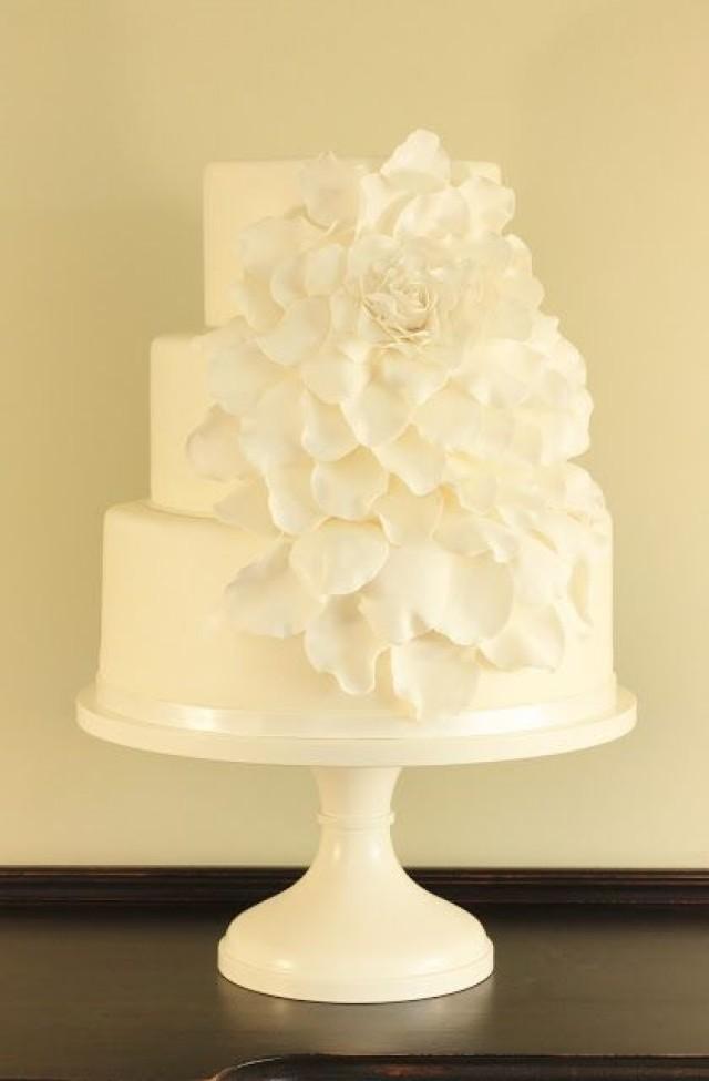 Rose Wedding - Cakebox: Rose Petal Wedding Cake #2062541 - Weddbook