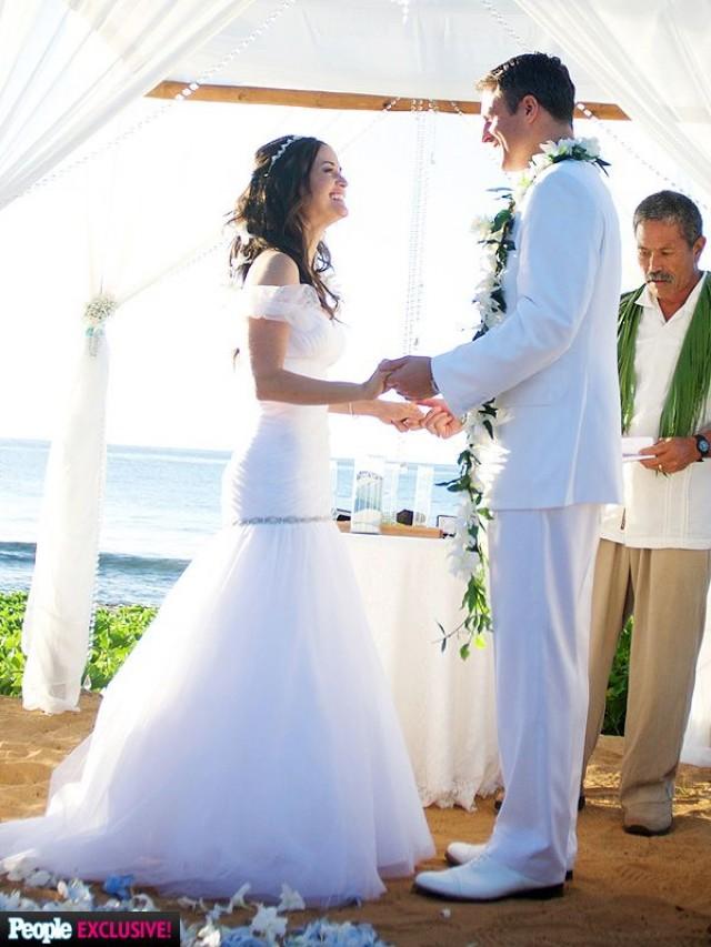 Danica McKellar's Wedding Dress: See The Gorgeous Exclusive Photos ...