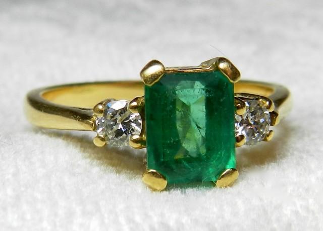 Emerald Ring 1 Carat Columbian Emerald Ring 18K Unique Engagement Ring ...