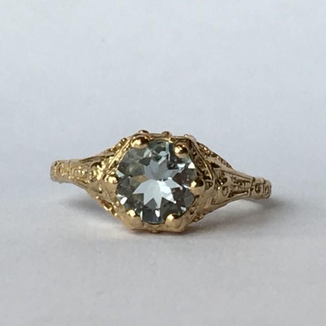 Vintage Aquamarine Ring With 14k Yellow Gold Filigree Setting. 1+ Carat ...