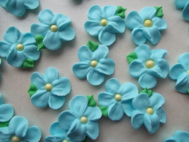 Small Light Blue Royal Icing Flowers With Attached Leaves -- Edible ...