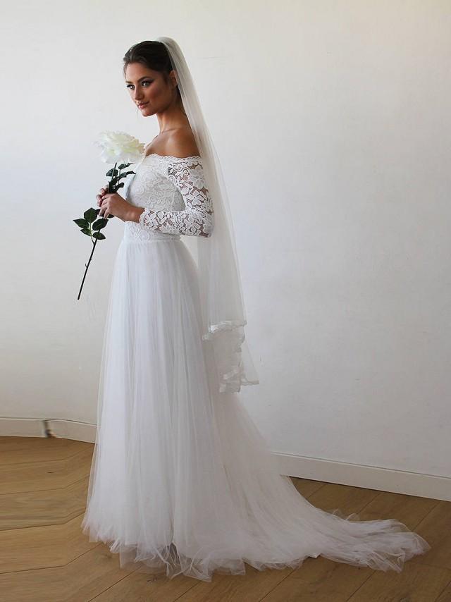 Ivory Wedding Dress With Train Off-The-Shoulder Lace And Tulle, Wedding ...