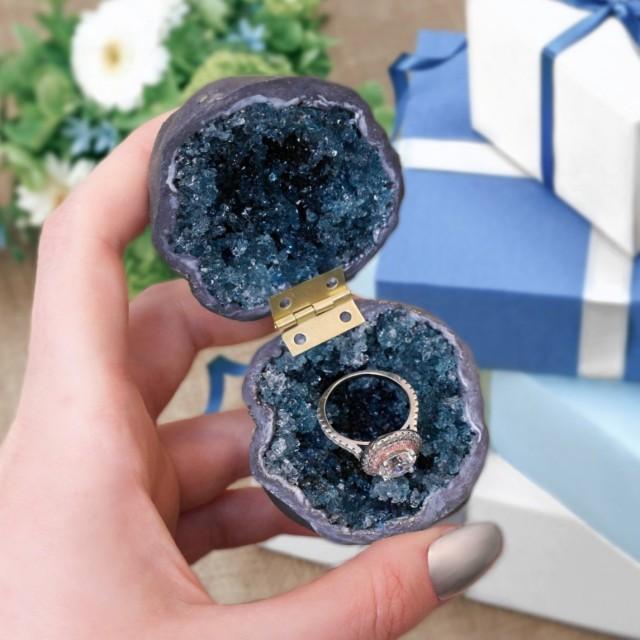 Schmuck - Blue Geode Crystal Engagement Ring Box #2959521 - Weddbook